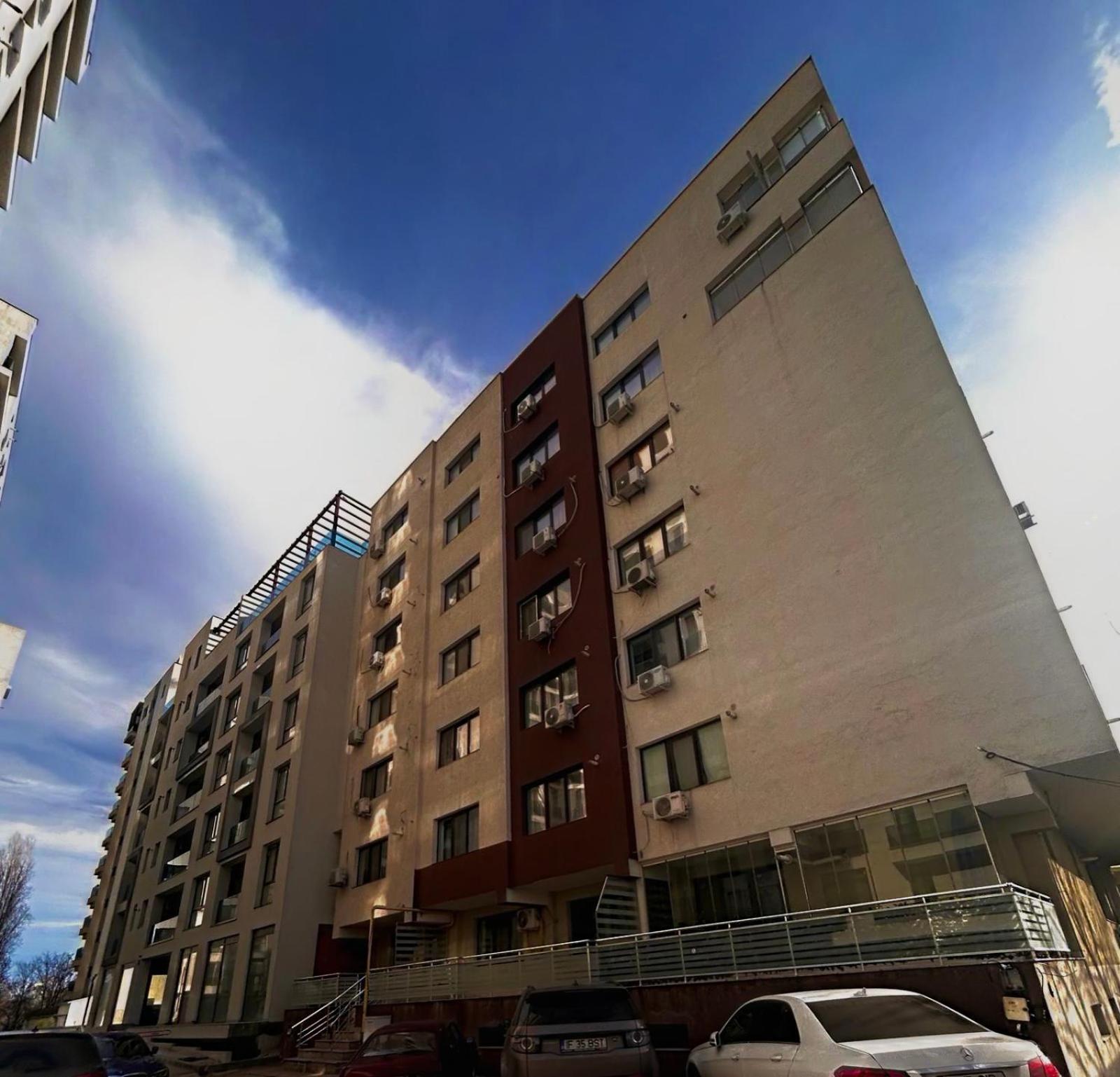 Cozy Apartment With Self Check-In Near Promenada Mall And Verdi Park Bukarest Exteriör bild