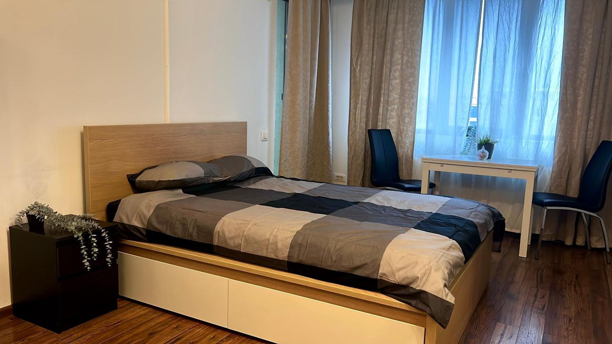 Cozy Apartment With Self Check-In Near Promenada Mall And Verdi Park Bukarest Exteriör bild