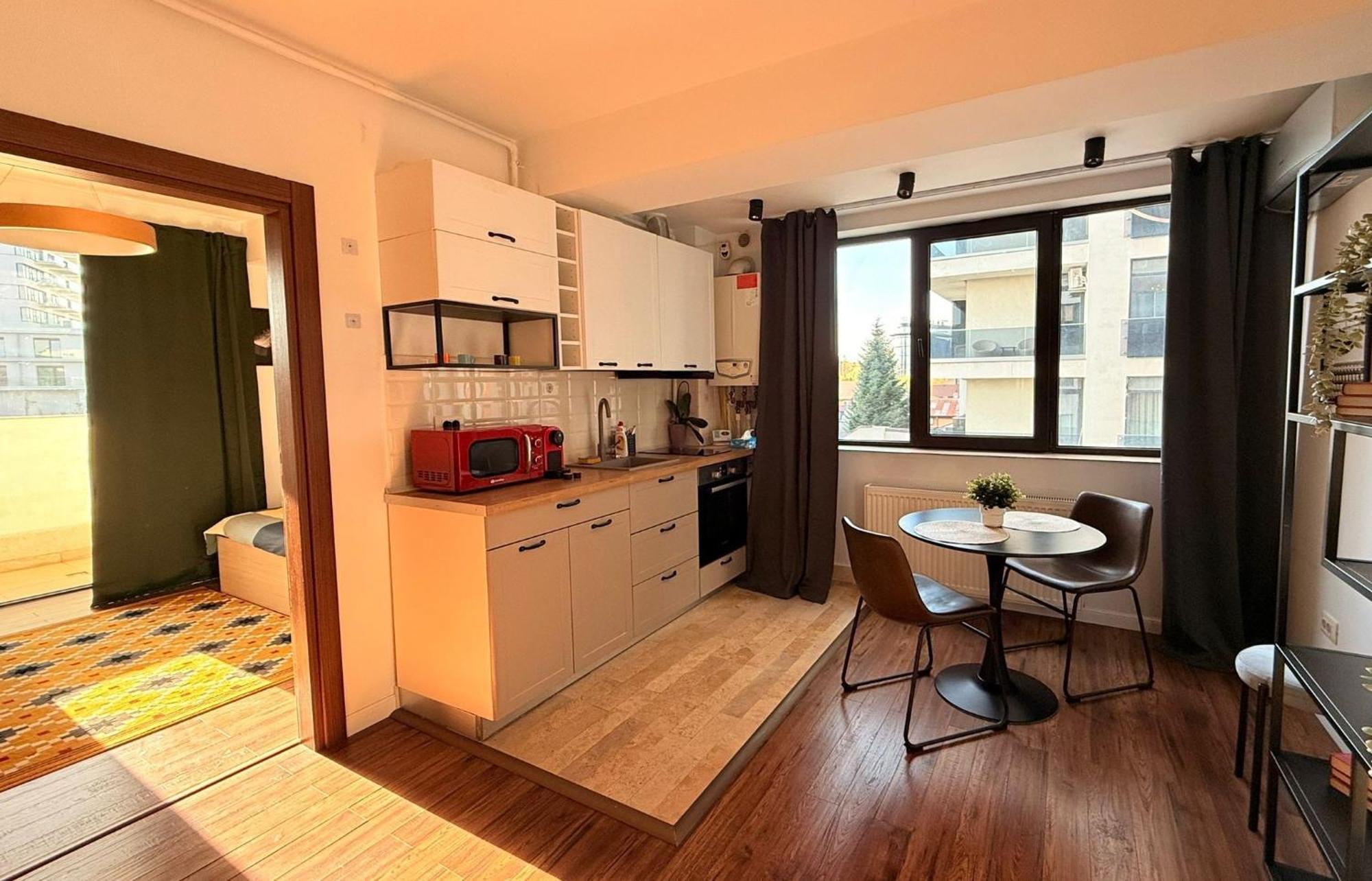 Cozy Apartment With Self Check-In Near Promenada Mall And Verdi Park Bukarest Exteriör bild